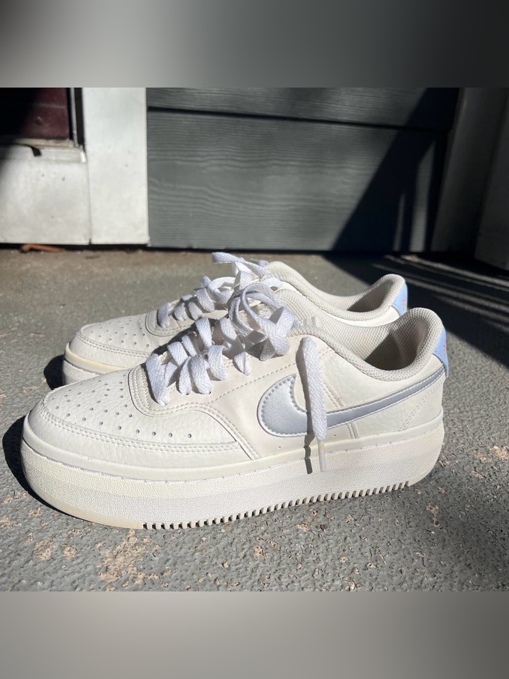 White Women's Platform Sneakers - Classic Low-Top Lace-Up